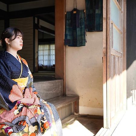佐渡島に残る築130年の伝統的な古民家｜東夢 Villa Sado Bagian luar foto