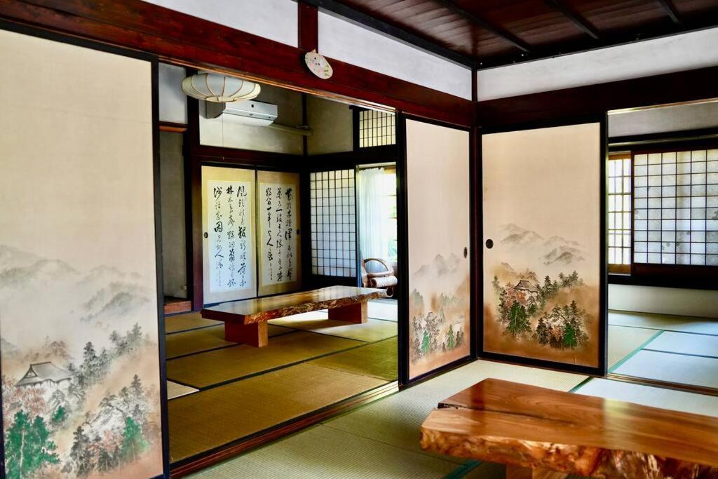 佐渡島に残る築130年の伝統的な古民家｜東夢 Villa Sado Bagian luar foto