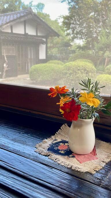 佐渡島に残る築130年の伝統的な古民家｜東夢 Villa Sado Bagian luar foto