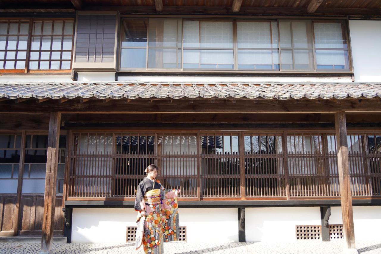 佐渡島に残る築130年の伝統的な古民家｜東夢 Villa Sado Bagian luar foto